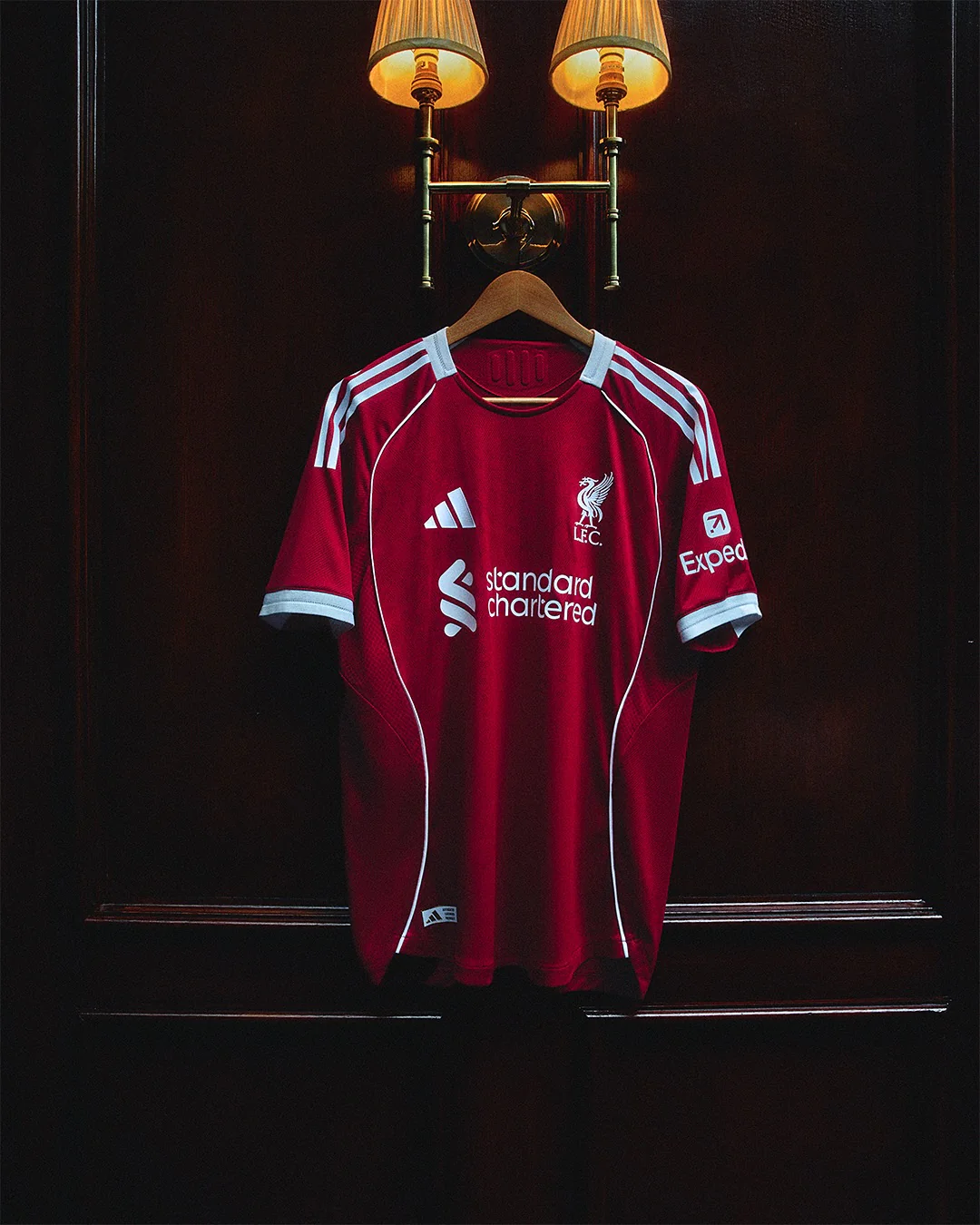 Liverpool 25/26 Home Kit image 4